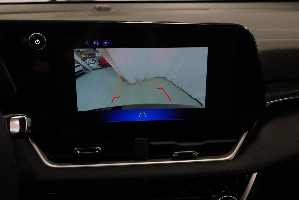 2027 Chevrolet Equinox LT - Photo 17