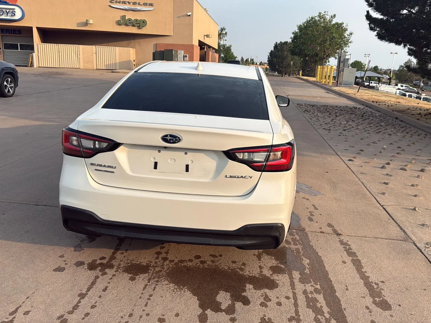 Used 2020 Crystal White Pearl Subaru Premium image 5