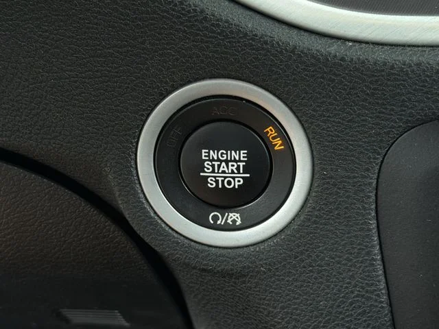 Used 2022 Purple Dodge R/T Scat Pack image 29
