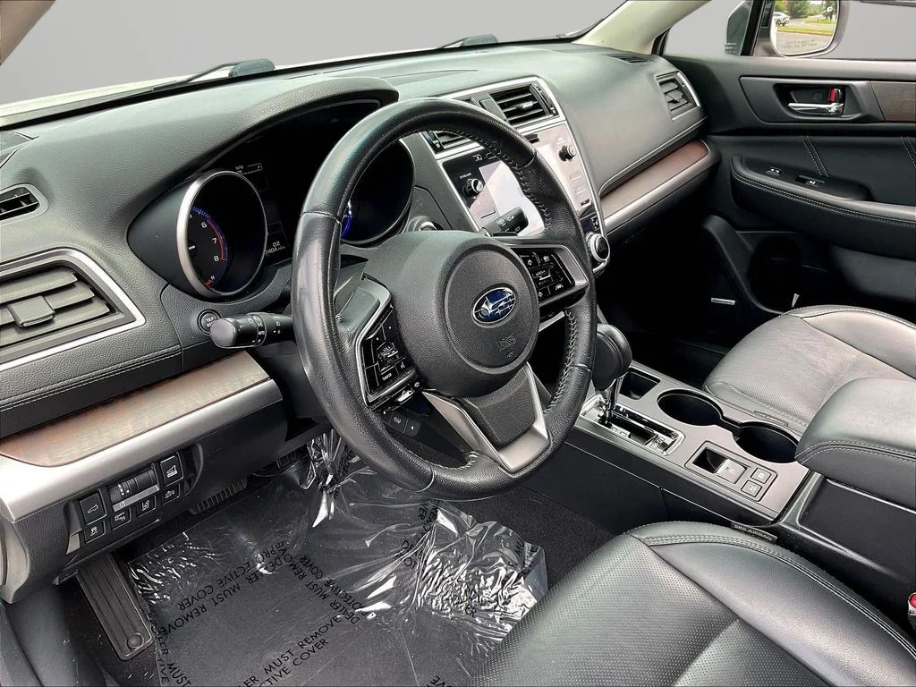 Certified Used 2019 White Subaru 2.5i image 17