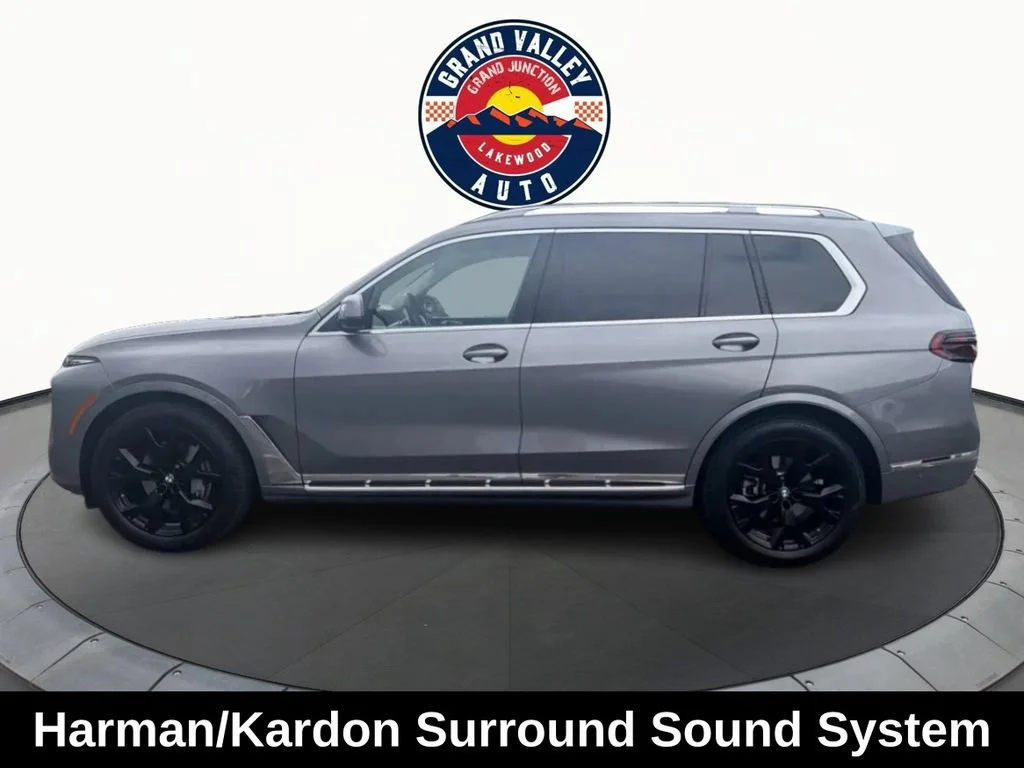 Used 2026 Gray BMW xDrive40i image 8