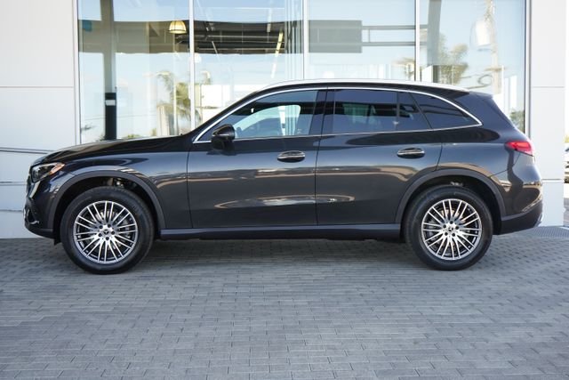 New 2026 Graphite Grey Metallic Mercedes-Benz GLC 300 image 5