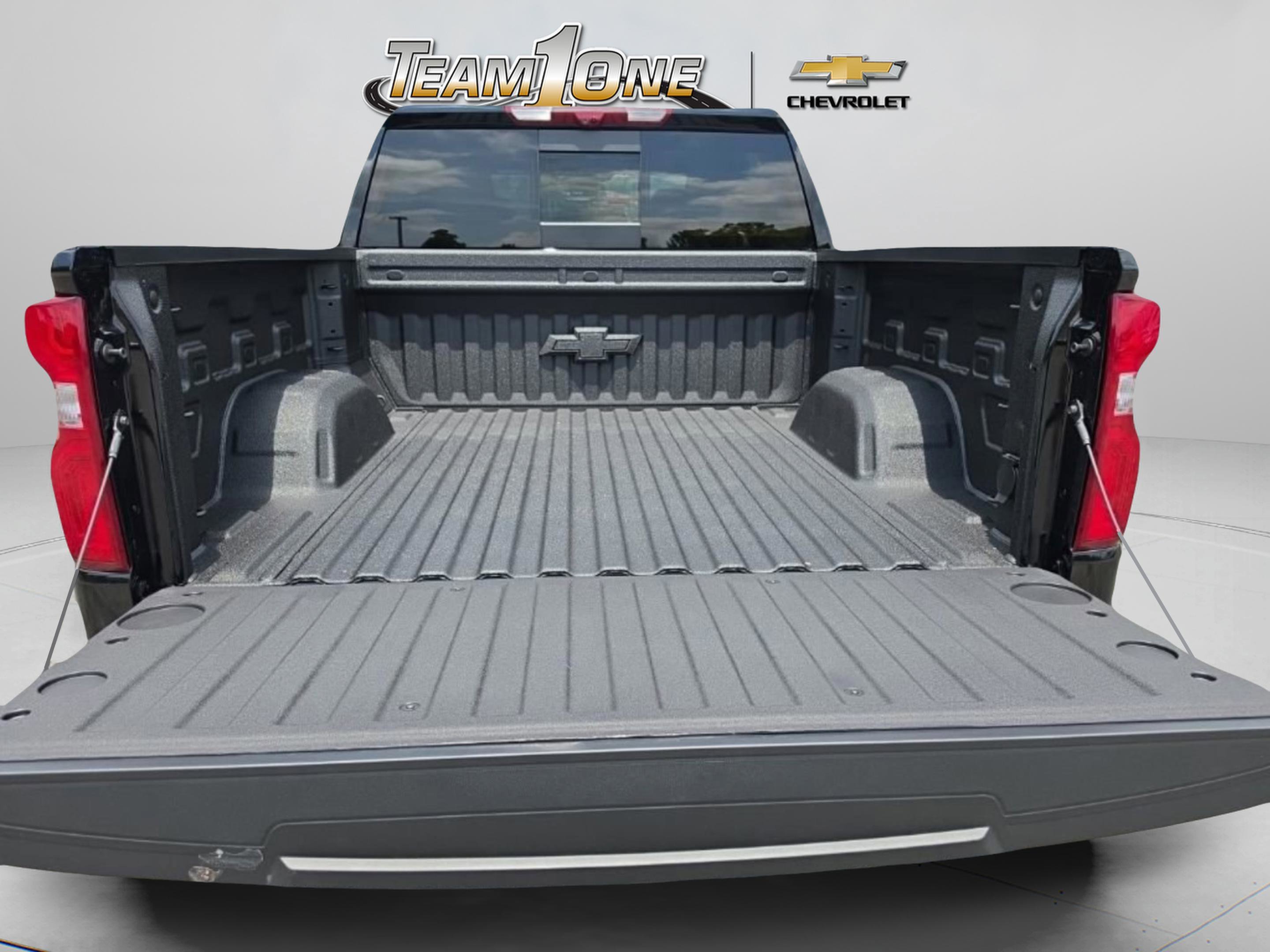 2026 Chevrolet Silverado 1500 High Country - Photo 16