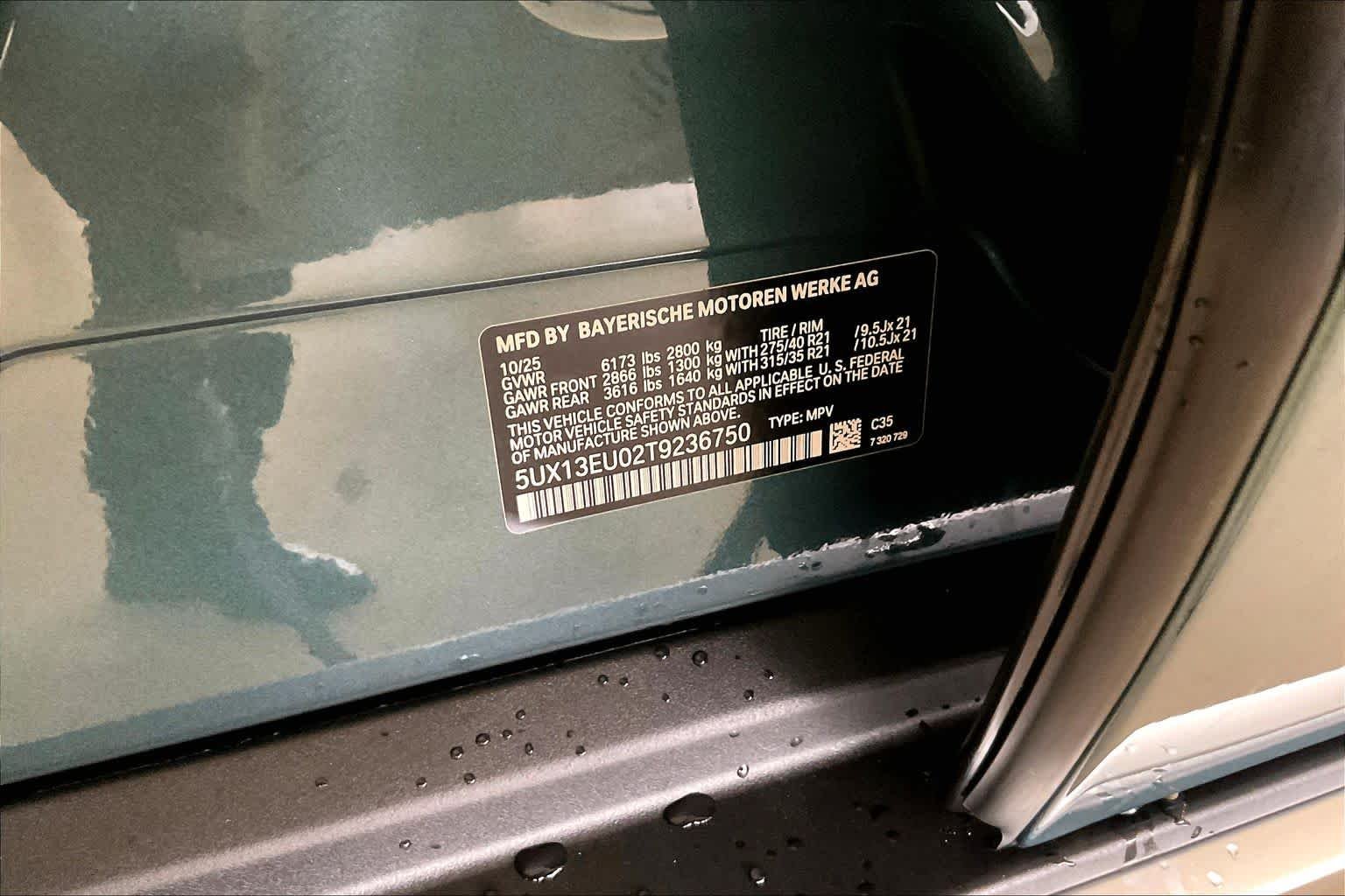 Used 2026 Blue Ridge Mountain Metallic BMW sDrive40i image 18