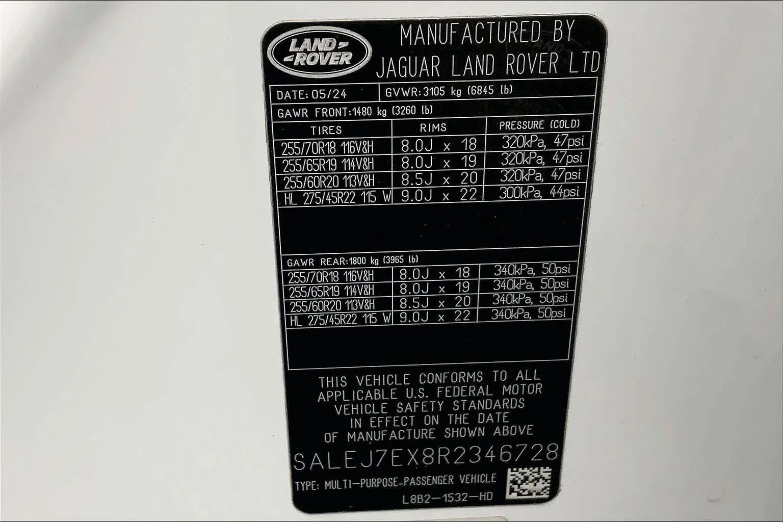 Used 2024 Fuji White Land Rover S image 37