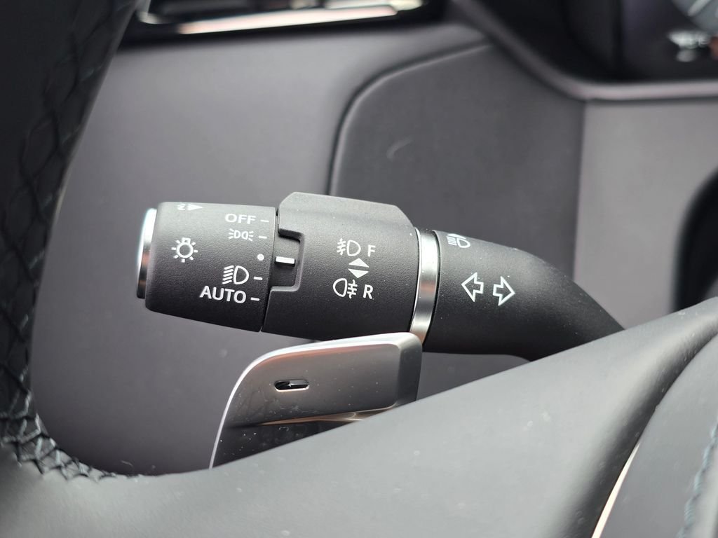 New 2026 Carpathian Grey LAND ROVER  image 27
