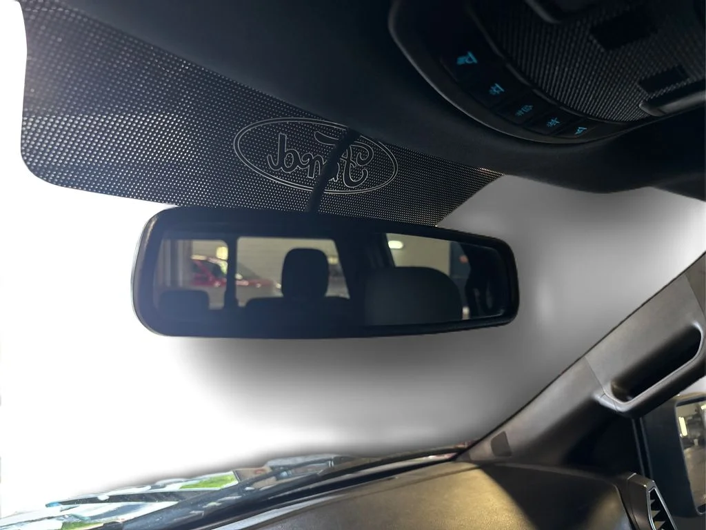 Used 2018 Shadow Black Ford XLT image 29