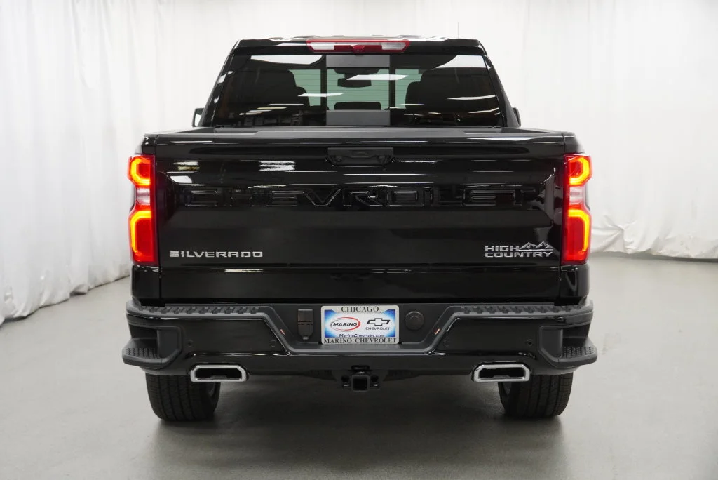 New 2026 Black Chevrolet High Country image 14
