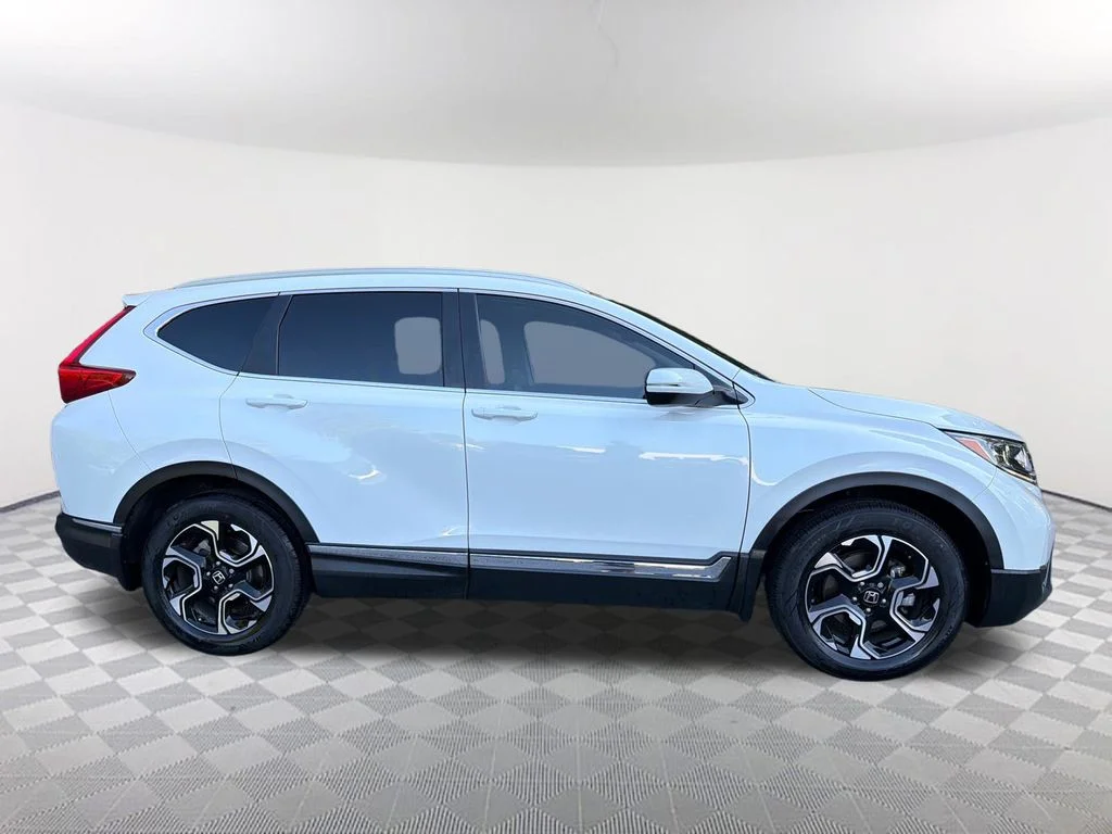 Used 2019  Honda Touring image 4