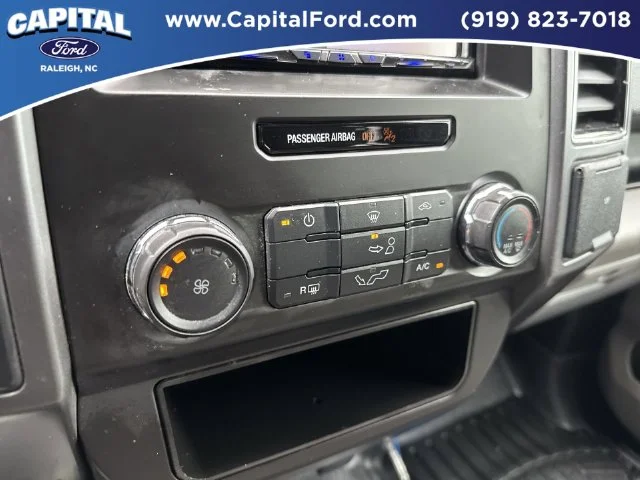 Used 2018 Blue Ford XLT image 29