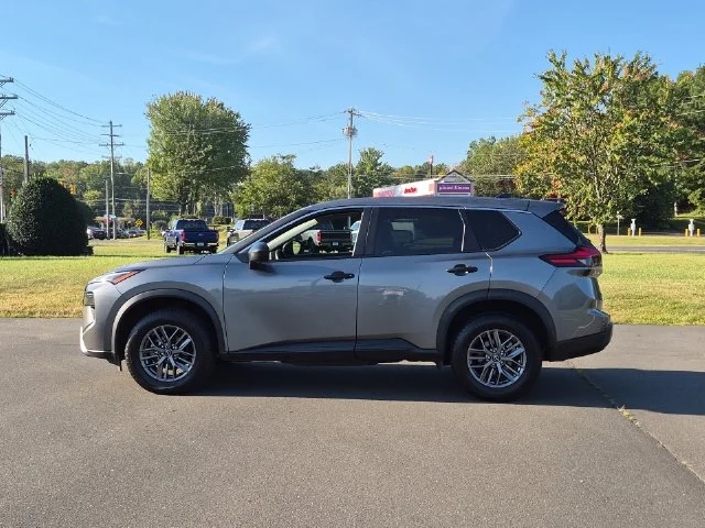 Used 2024 Gray Nissan S image 10