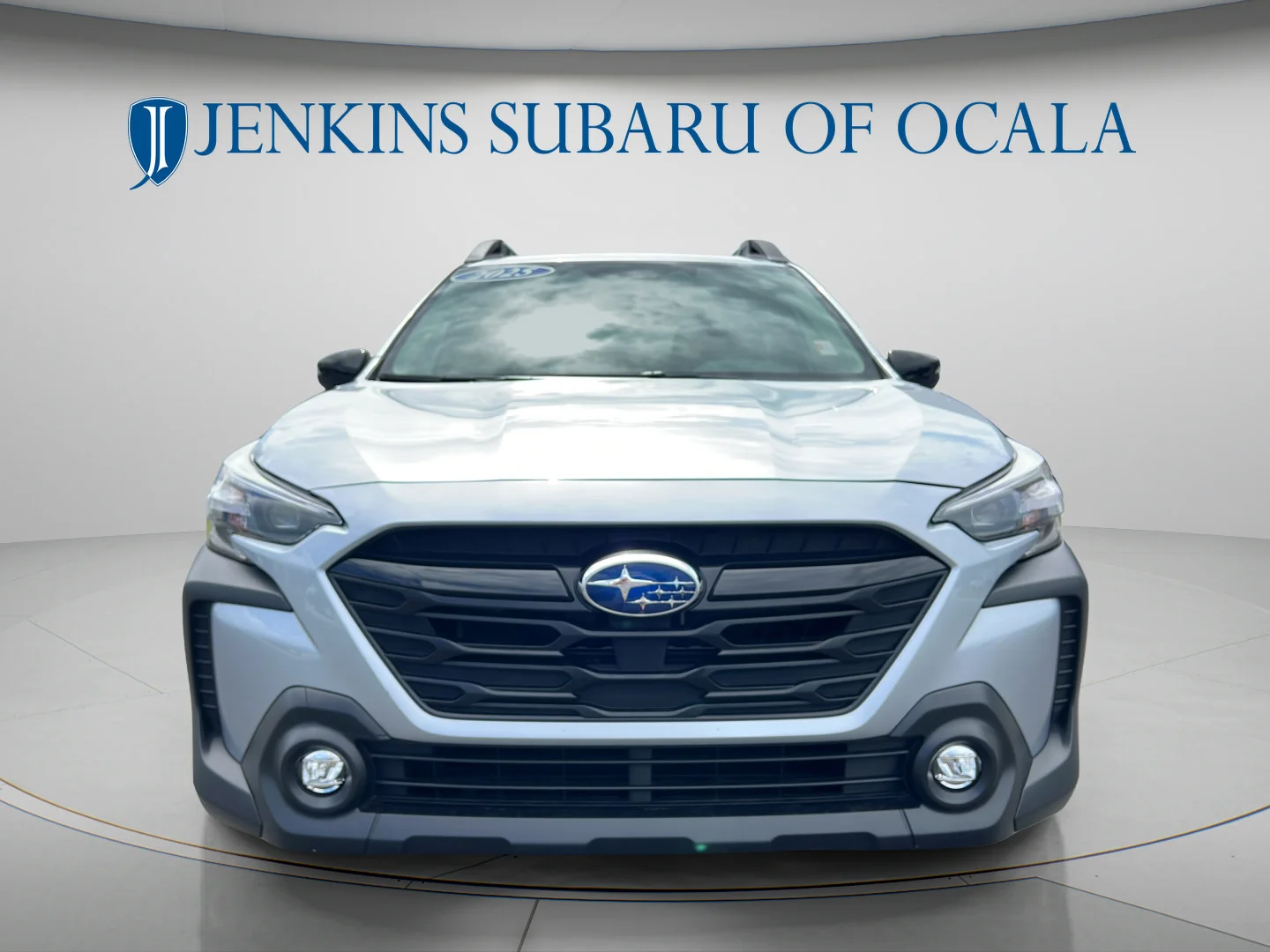 Used 2025 Ice Silver Metallic Subaru Onyx Edition image 8