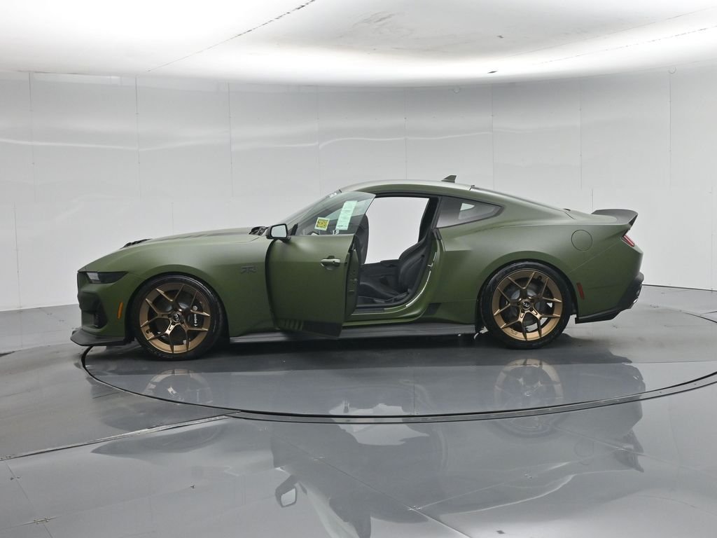 New 2026 Shadow Black Ford GT Premium image 4
