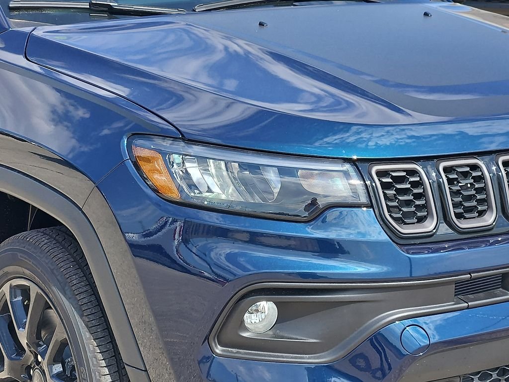 New 2026 Fathom Blue Pearl Coat Jeep Latitude image 8
