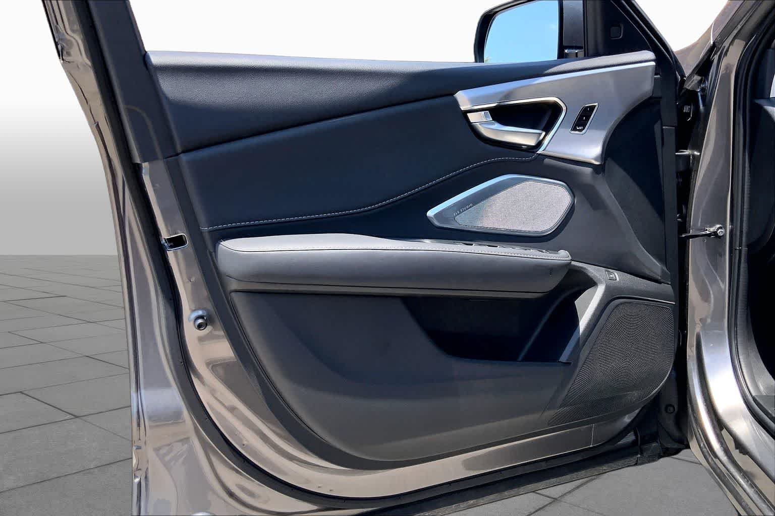 Used 2026 Liquid Carbon Metallic Acura w/Technology Package image 22