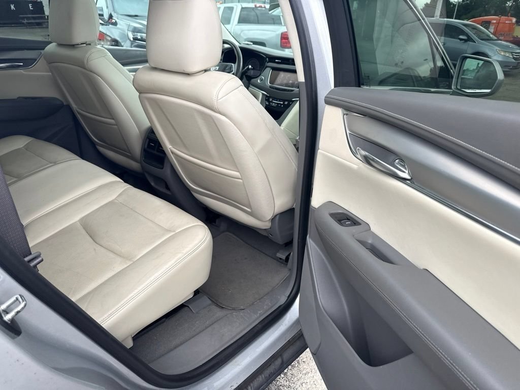 Used 2017 Radiant Silver Metallic Cadillac Luxury image 18