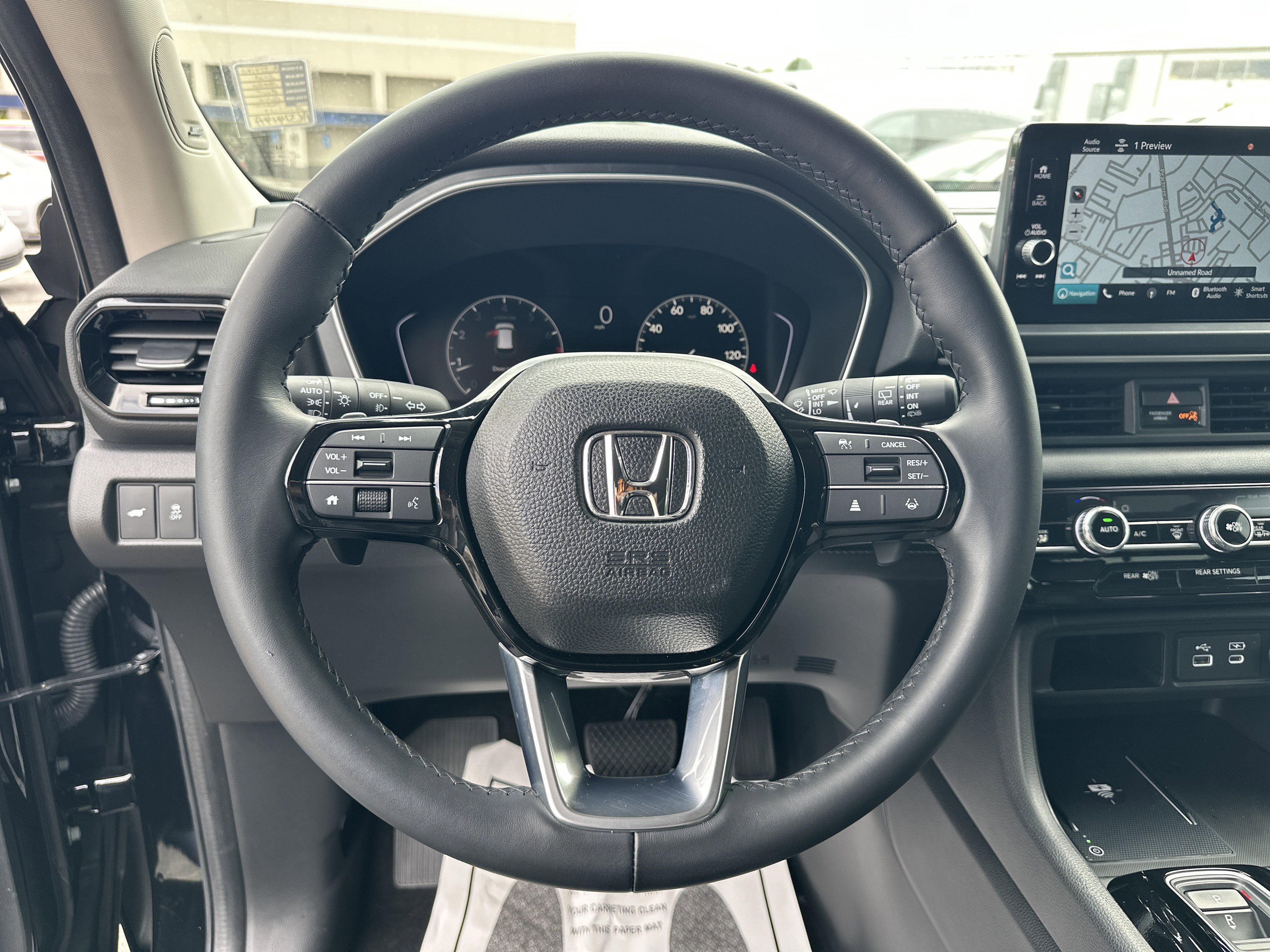 Used 2023 Crystal Black Pearl Honda Touring image 27