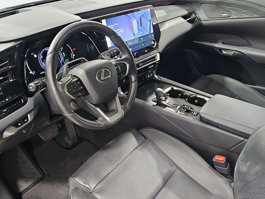 2024 Lexus RX PHEV 450h+ - Photo 14