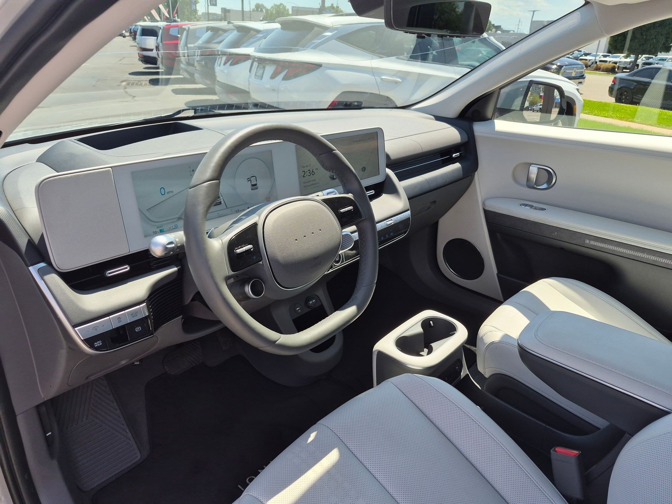2024 Hyundai IONIQ 5 Limited - Photo 15