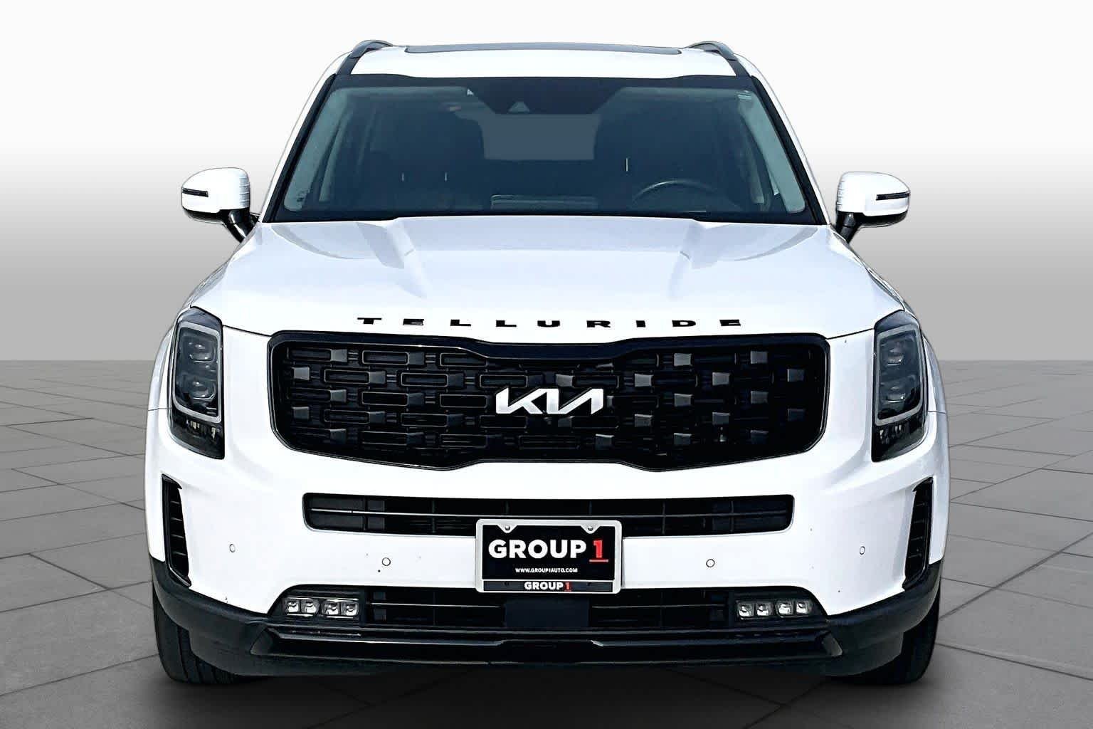 Used 2022 Glacial White Pearl Kia SX image 4