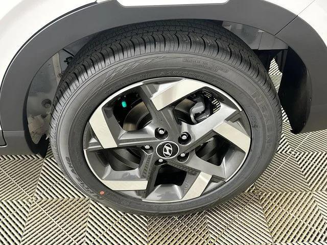 New 2026 Hyundai VENUE SEL
