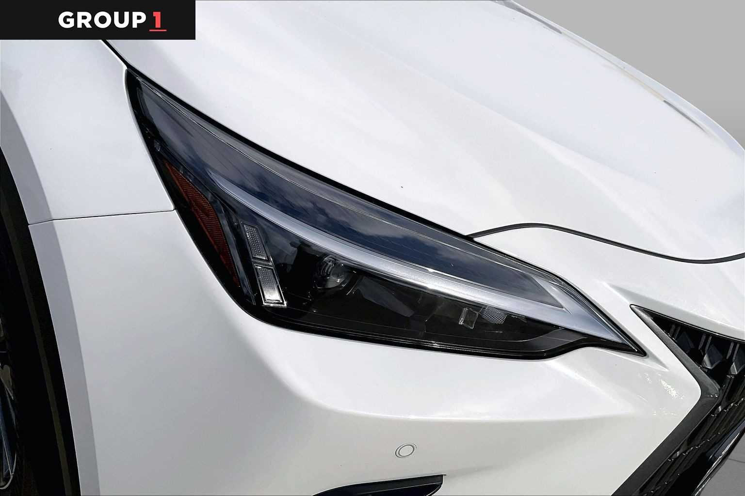 Used 2026 Ultra White Lexus  image 25