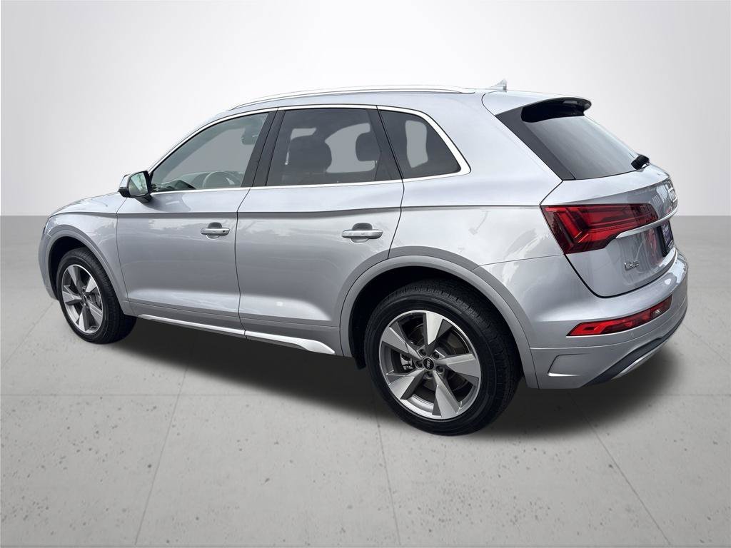 Used 2022 Silver Audi 40 Premium Plus image 9