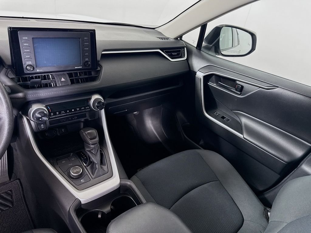 Used 2020 Super White Toyota Hybrid LE image 20
