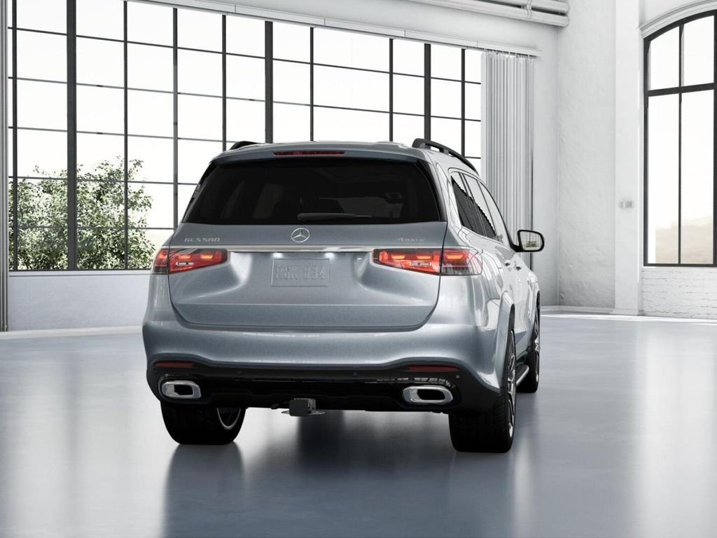 Used 2025 Silver Mercedes-Benz GLS 580 image 24