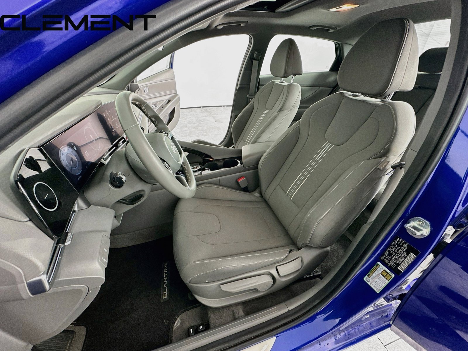 Certified Used 2025 Blue Hyundai SEL Convenience image 30