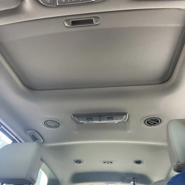 Used 2021 White Kia EX image 8