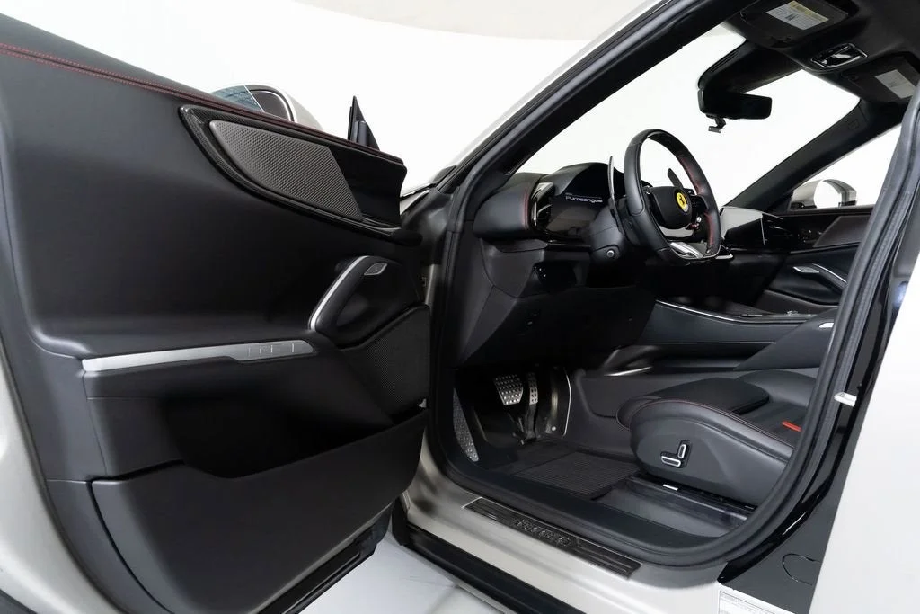 Used 2024 Alluminio Opaco Ferrari Base image 23