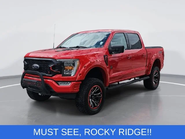 Used 2022 Red Ford XLT image 7