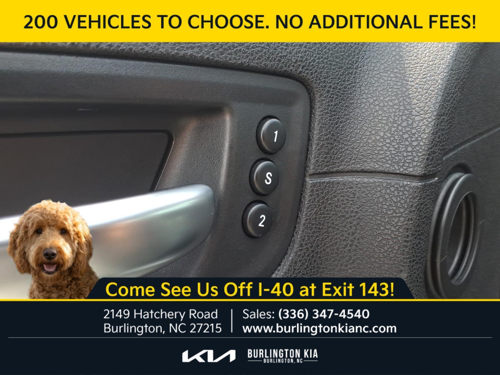 Used 2015 Gloss Black Chrysler 300C image 7
