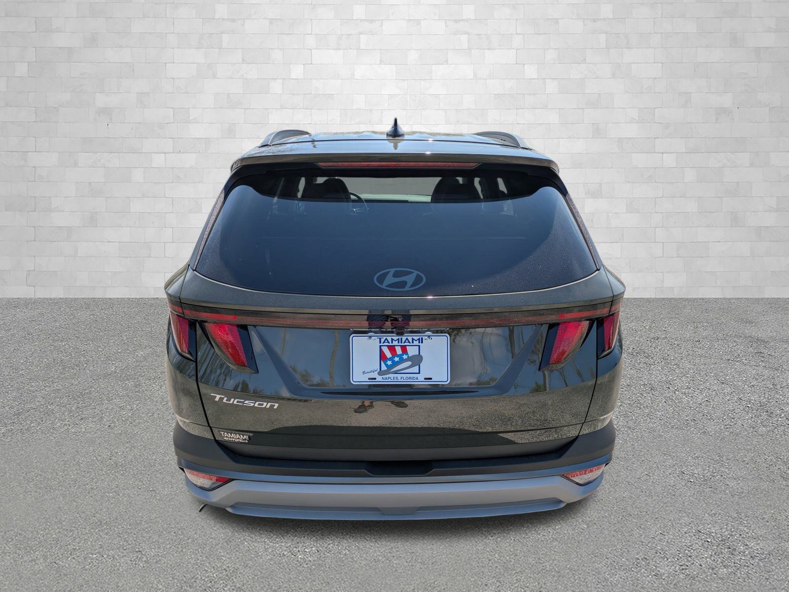 New 2026 Rockwood Green Hyundai SEL FWD image 3