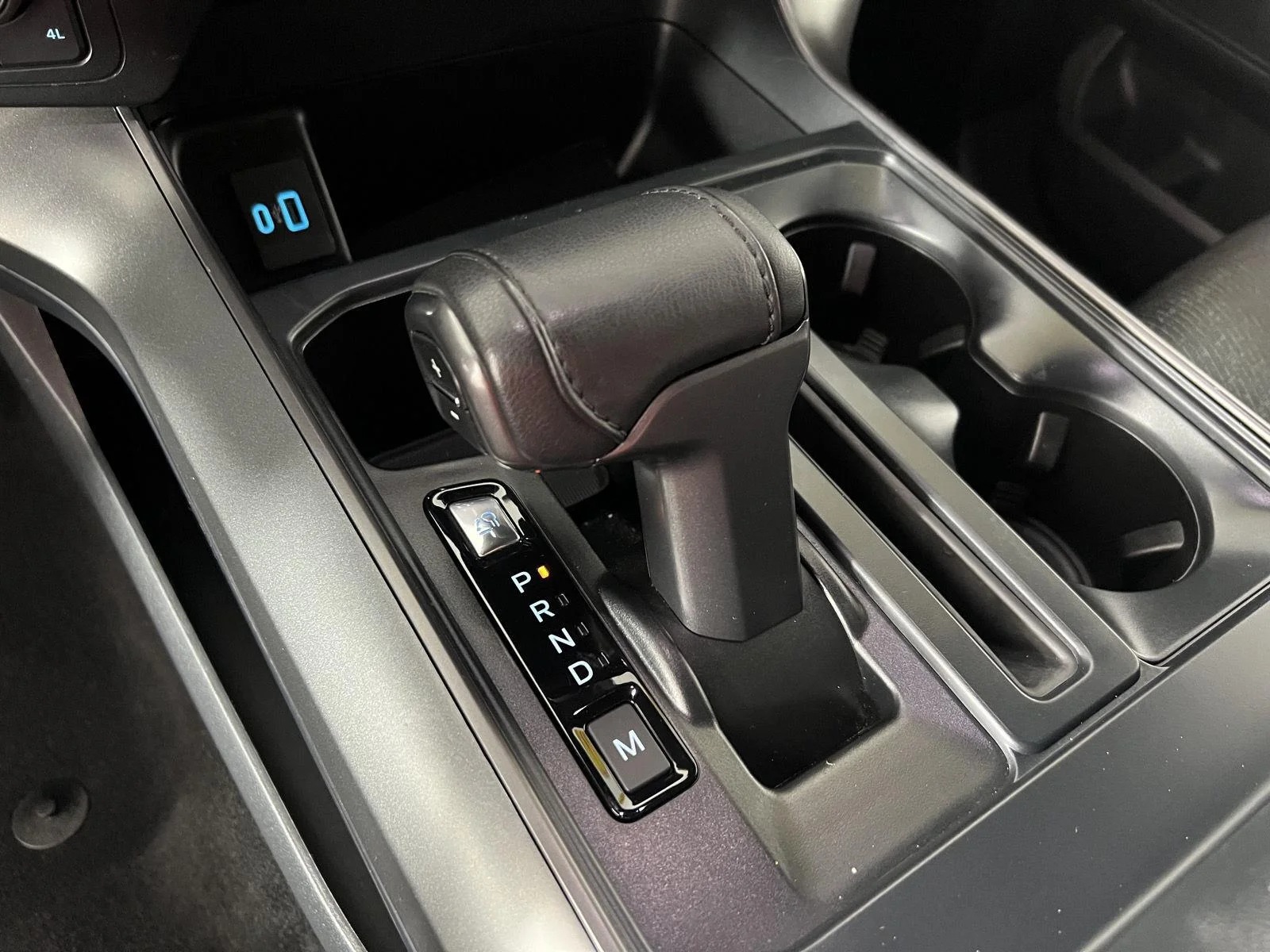 Used 2024 Carbonized Gray Ford XLT image 25