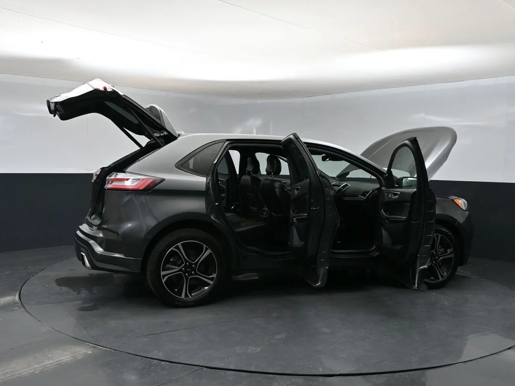 Used 2019 Magnetic Ford ST image 40