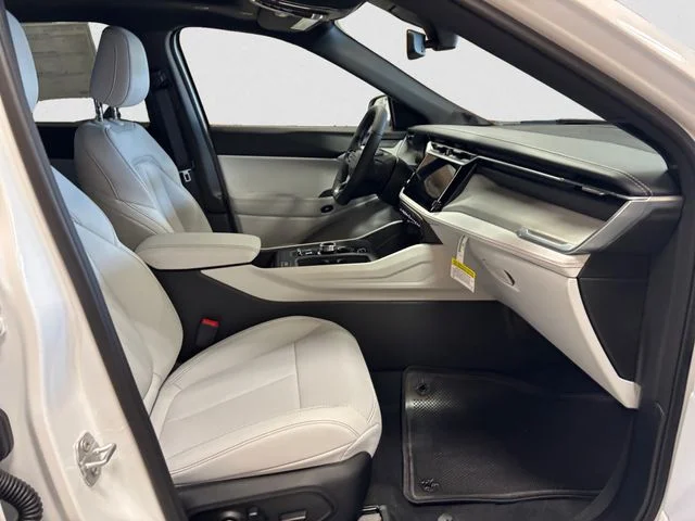 New 2026 White/off-white Jeep Limited image 16