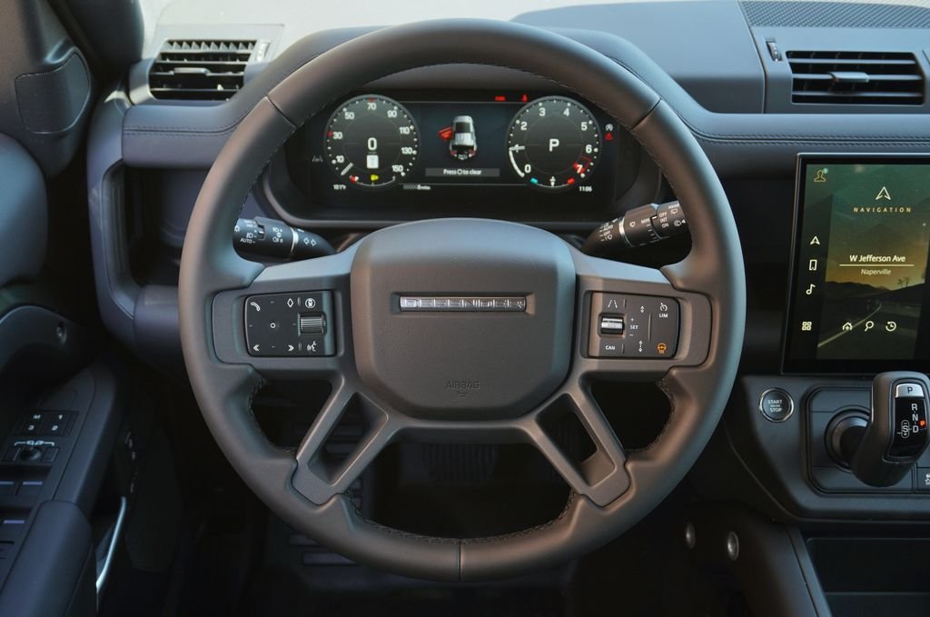 Used 2026 Green Land Rover S image 16