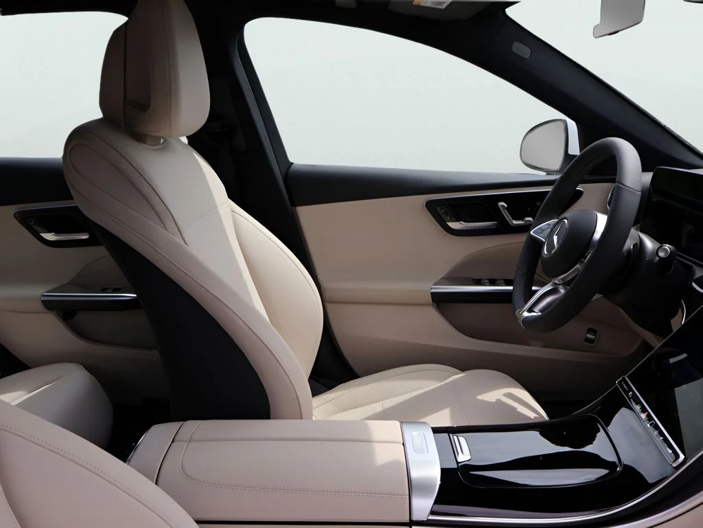 New 2026 Polar White Mercedes-Benz C 300 image 8