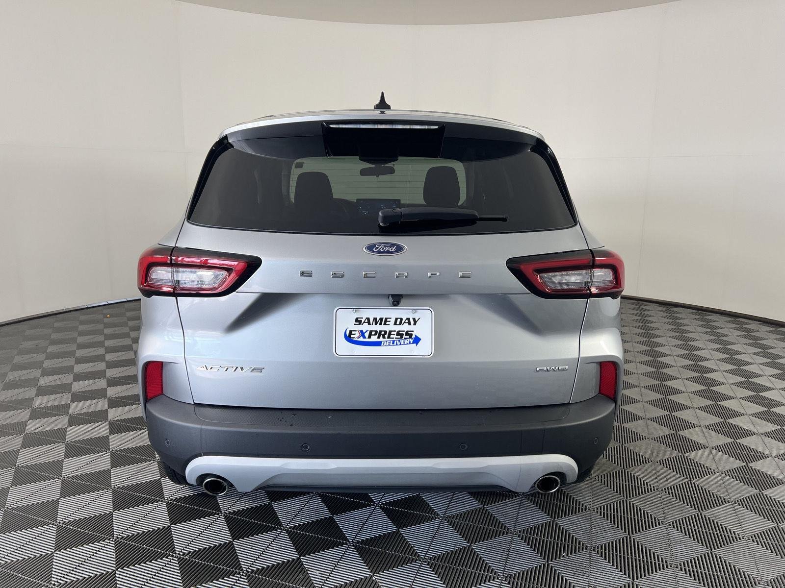 Used 2023 Iconic Silver Ford Active image 24