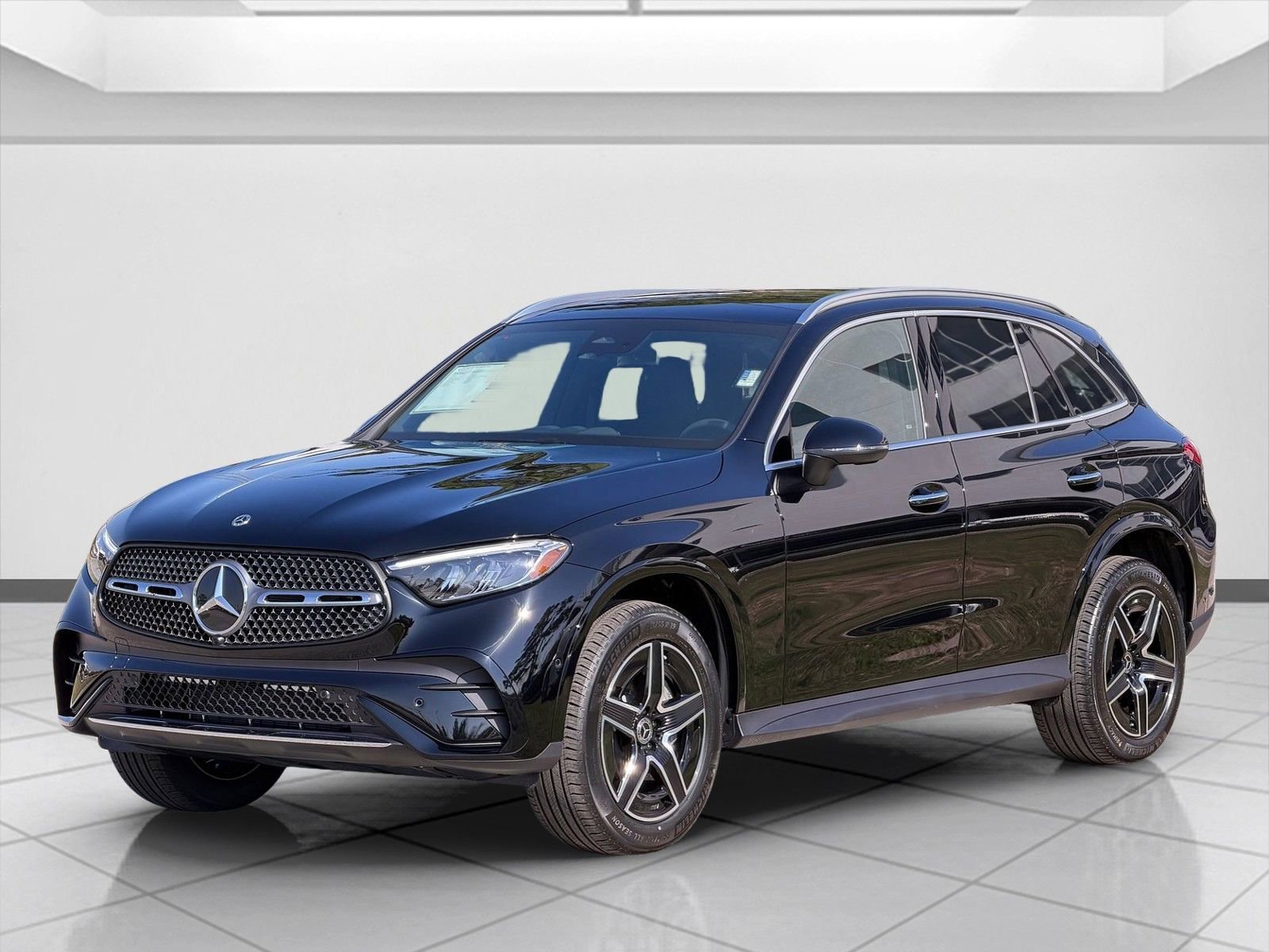 New 2026 Black Mercedes-Benz GLC 300 image 29