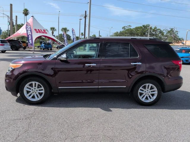 Used 2011 Red Ford XLT image 7