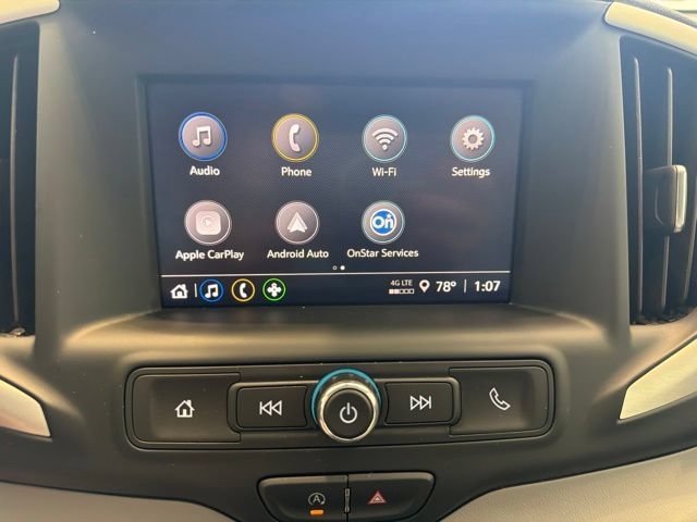 Used 2022 Summit White GMC SLE image 16