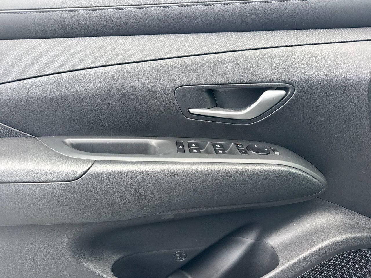 New 2025 Gray Hyundai SEL image 10