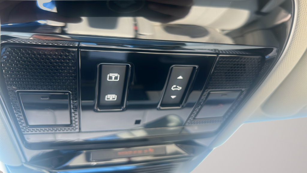 2026 Land Rover Range Rover SE - Photo 26