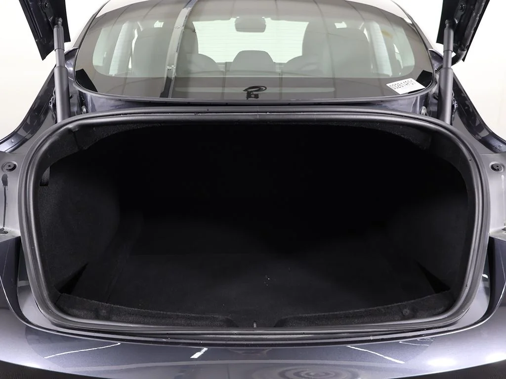 Used 2025 Stealth Gray Tesla Long Range image 19
