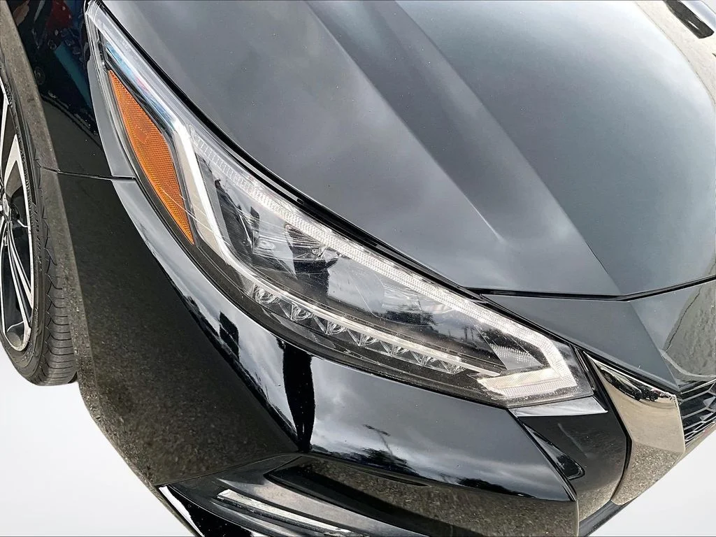 Used 2022 Black Nissan SR image 30