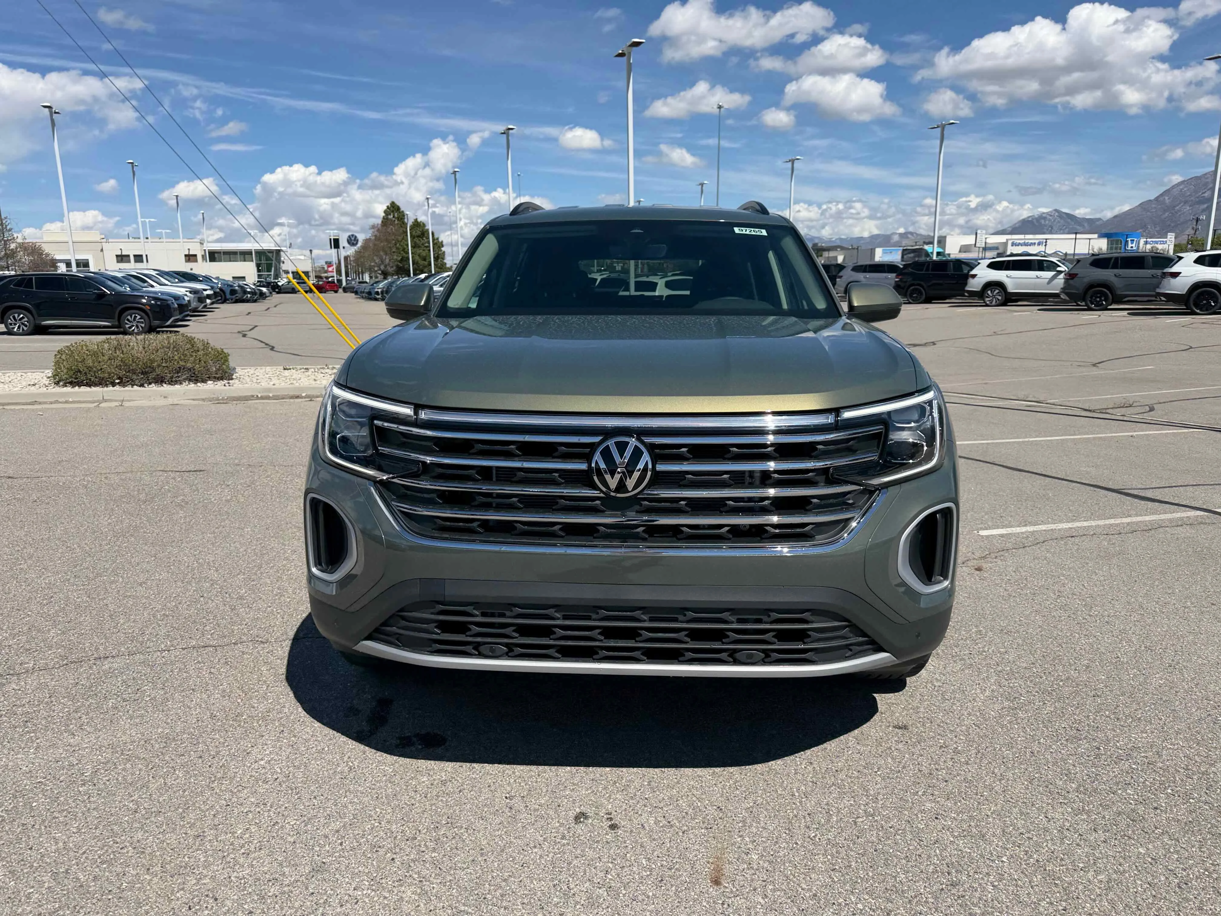 New 2026 Green Volkswagen 2.0T SE w/Technology image 10