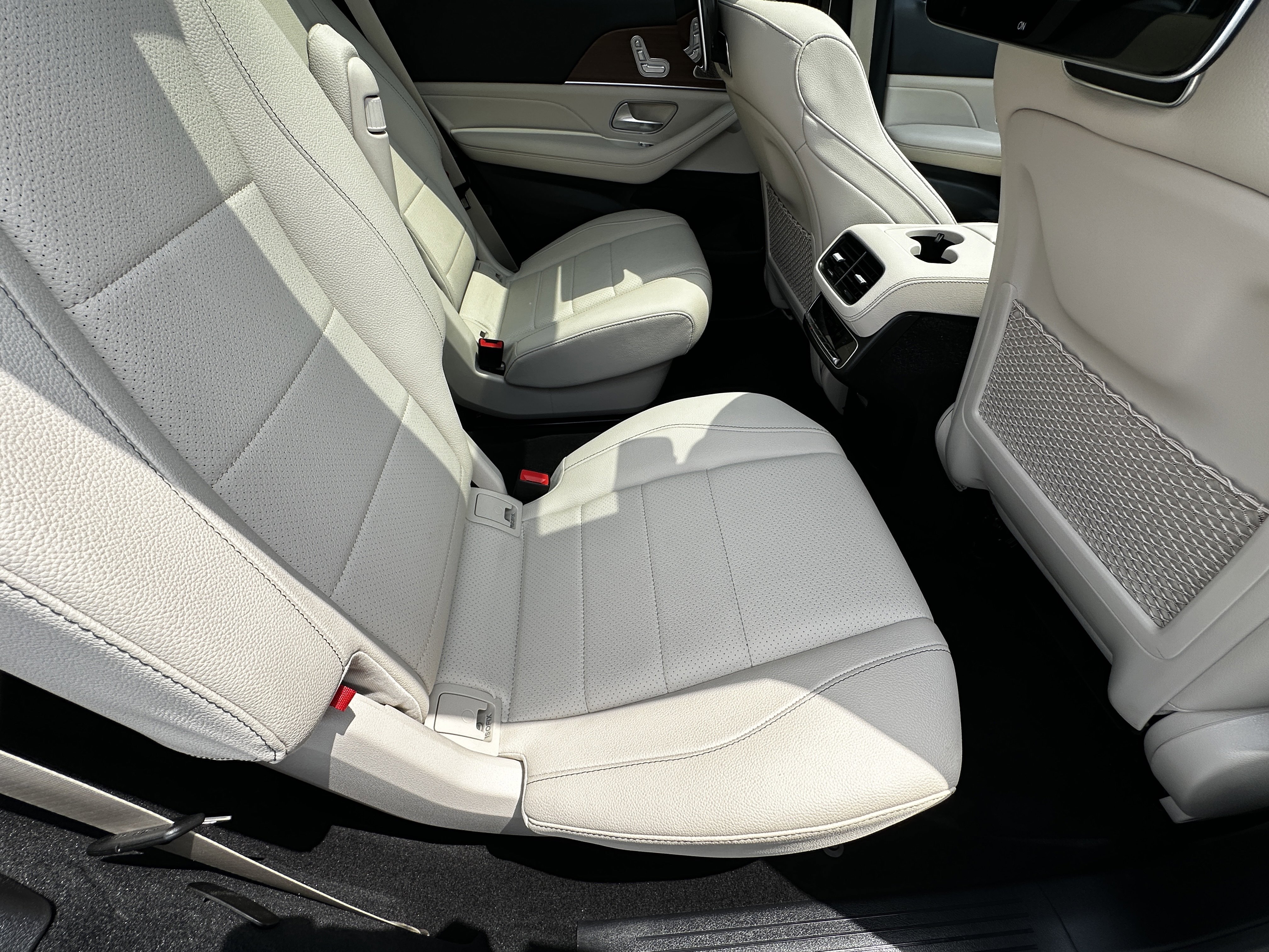 Certified Used 2024 Gray Mercedes-Benz GLS 450 image 18